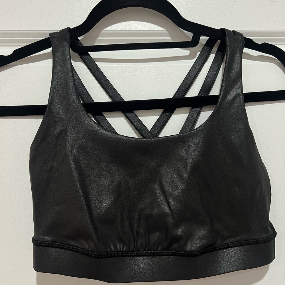 Lululemon sports bra